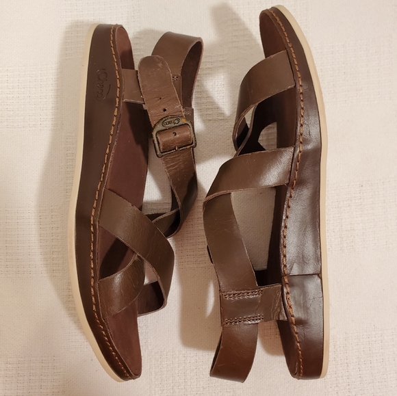 CHACO WAYFARER LEATHER SANDALS W/ COMFORT  FOOTBED - Picture 2 of 5